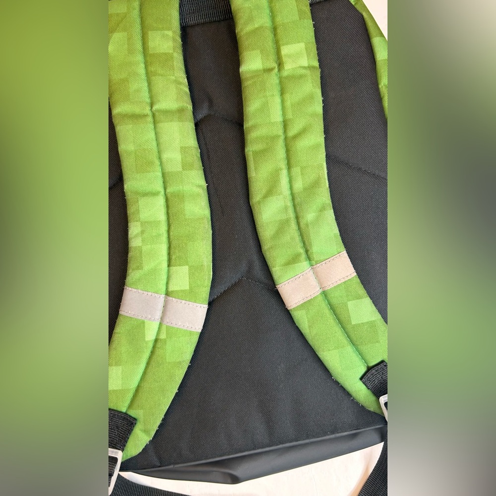 Minecraft Green and Gray Men's Backpack Boys Kids - Picture 7 of 9